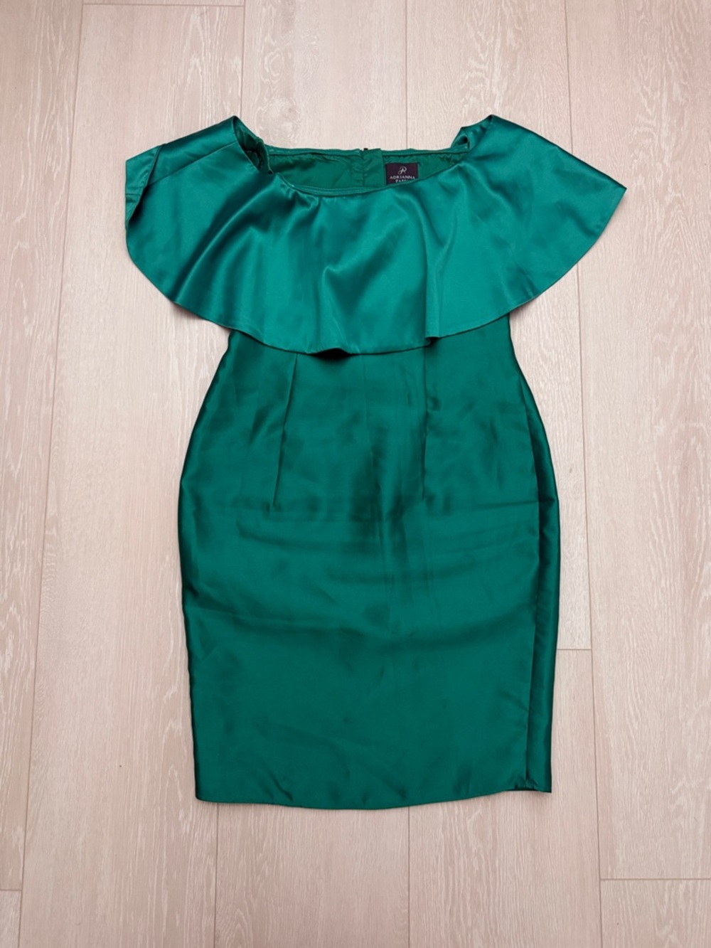 Adrianna Papell Off-The-Shoulder Emerald Green Dress - Picture 2 of 9